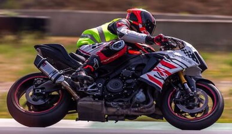 Billet Stage de pilotage moto - Circuit de Carcassonne