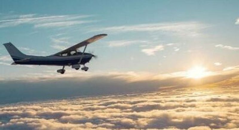 Billet Baptême de pilotage en avion léger Cessna 152 près de Rouen