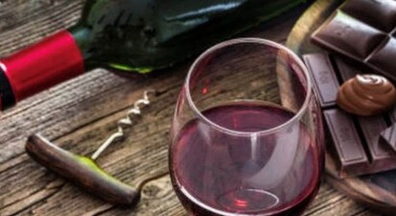 Billet Dégustation accords vins et chocolats dans un domaine viticole à Chinon