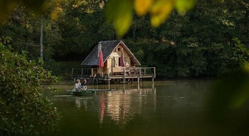 Billet Nuit en Cabane dans le Morvan à proximité de Chalon-sur-Saône