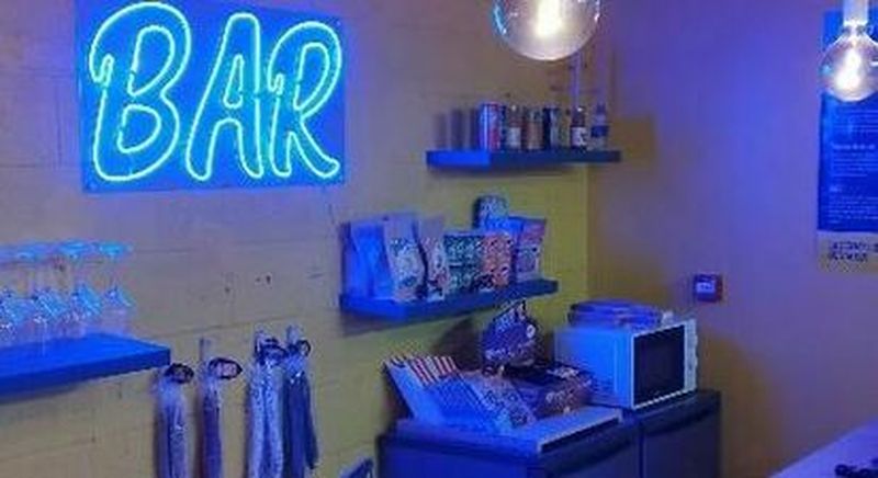 Billet Participation à un blindtest immersif dans un décor de plateau TV à Paris