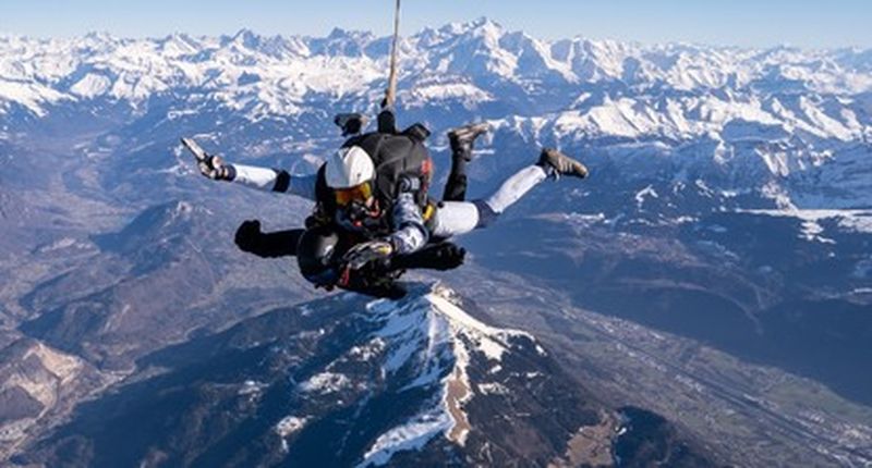 Billet Saut en Parachute à Annemasse depuis un Hélicoptère