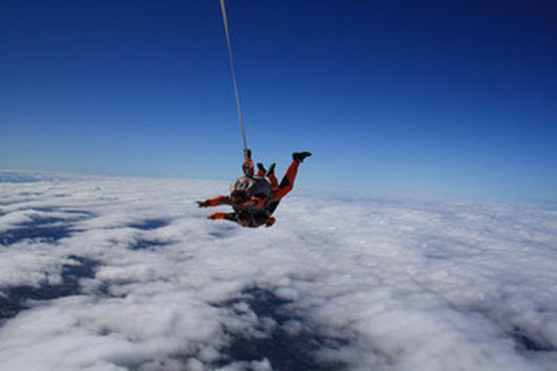 Billet Saut en parachute tandem à proximité d'Agen