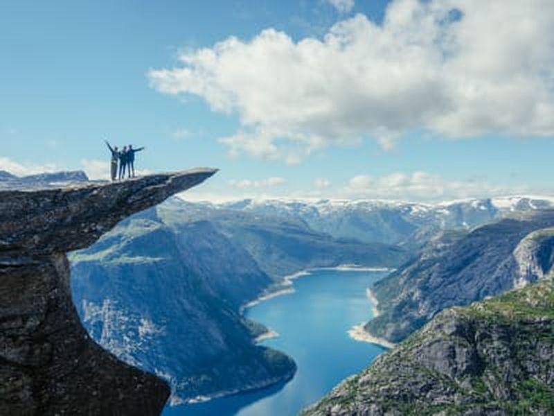 Billet Randonnée estivale et automnale au Trolltunga depuis Tyssedal
