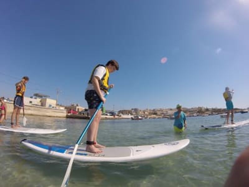 Billet Leçon de Stand Up Paddle dans la baie de Mellieha Beach, Malte