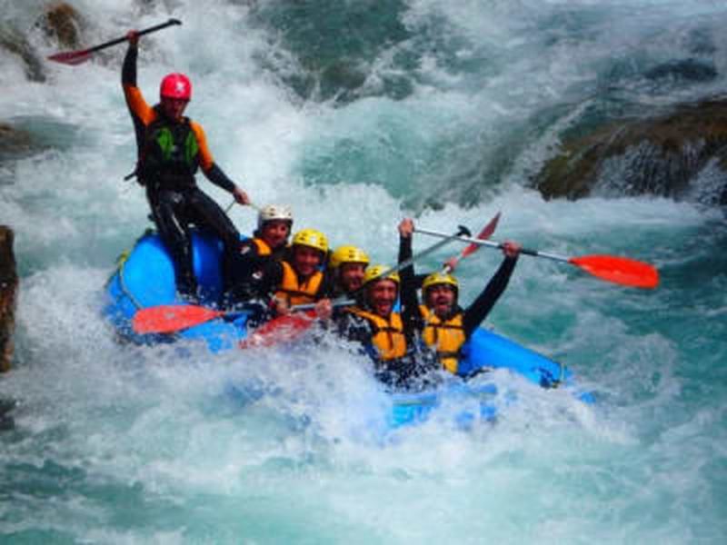Billet Descente en rafting de la rivière Mijares à Montanejos, près de Castellón.