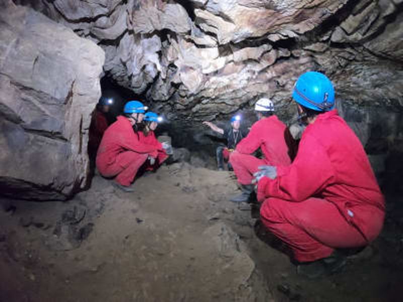 Billet Initiation à la spéléologie dans la grotte de Fuilla, Pyrénées-Orientales