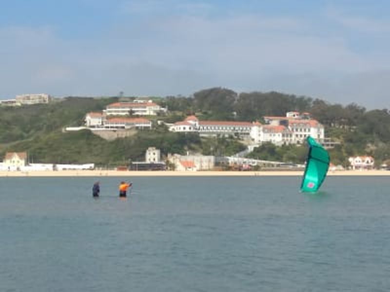 Billet Cours de kitesurf semi-privé dans la lagune d'Obidos, près de Peniche