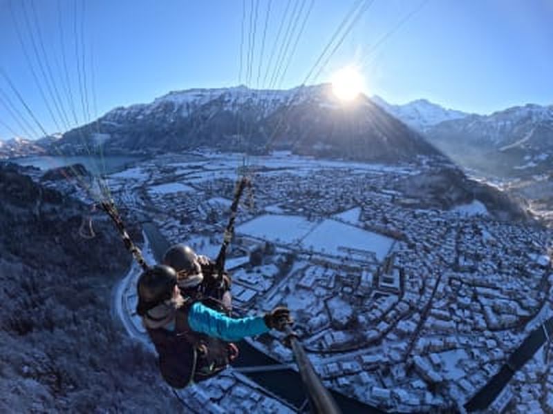 Billet Vol en parapente en tandem au-dessus d'Interlaken, au départ de Beatenberg