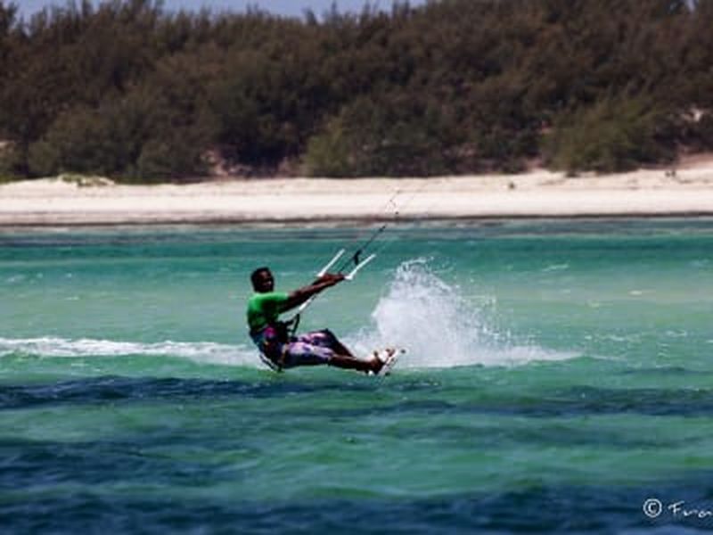 Billet Cours de Kitesurf dans la baie de Sakalava, Madagascar