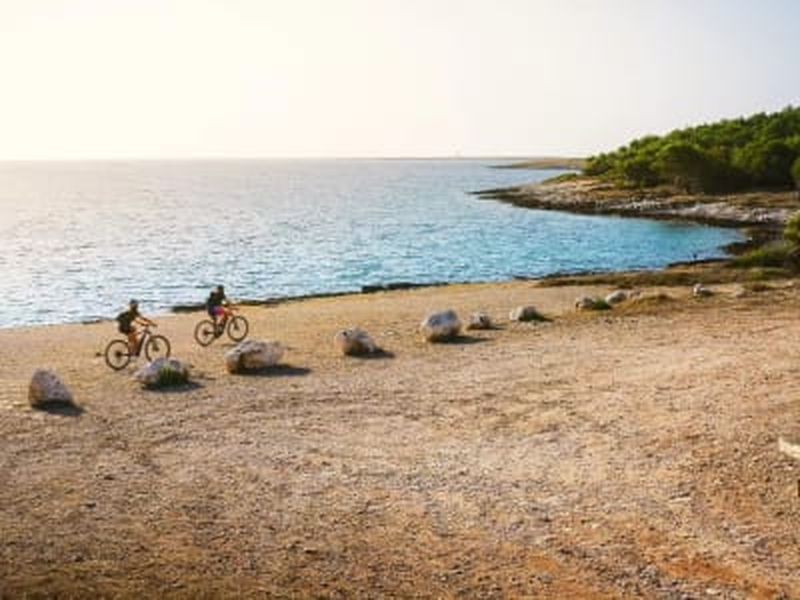 Billet Excursion en vélo au coucher du soleil au Cap Kamenjak