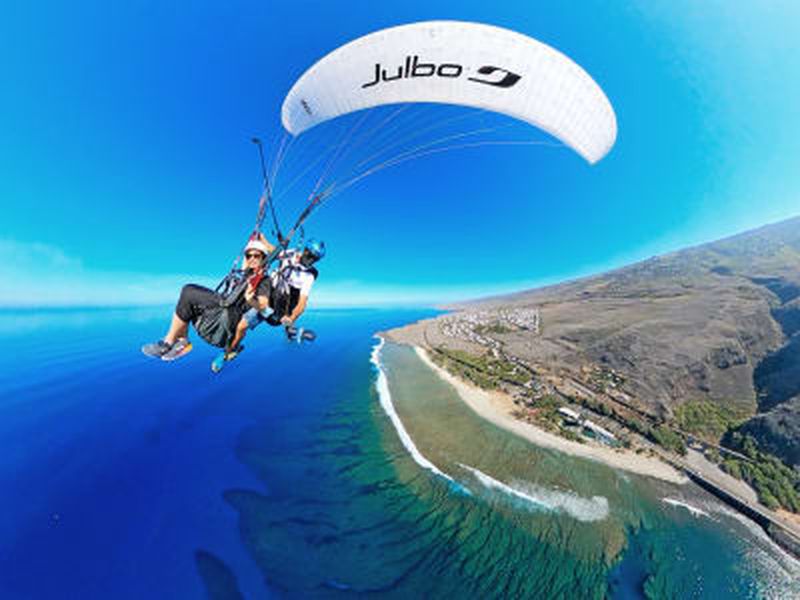 Billet Baptême de parapente tandem au-dessus de la Baie de Saint-Leu, La Réunion