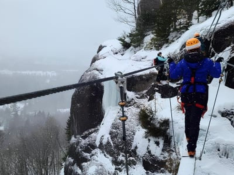 Billet Via ferrata hiver sur le Mont-Catherine dans les Laurentides