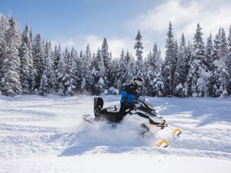 Billet Excursion en motoneige électrique dans les Monts-Valin, Saguenay–Lac-Saint-Jean