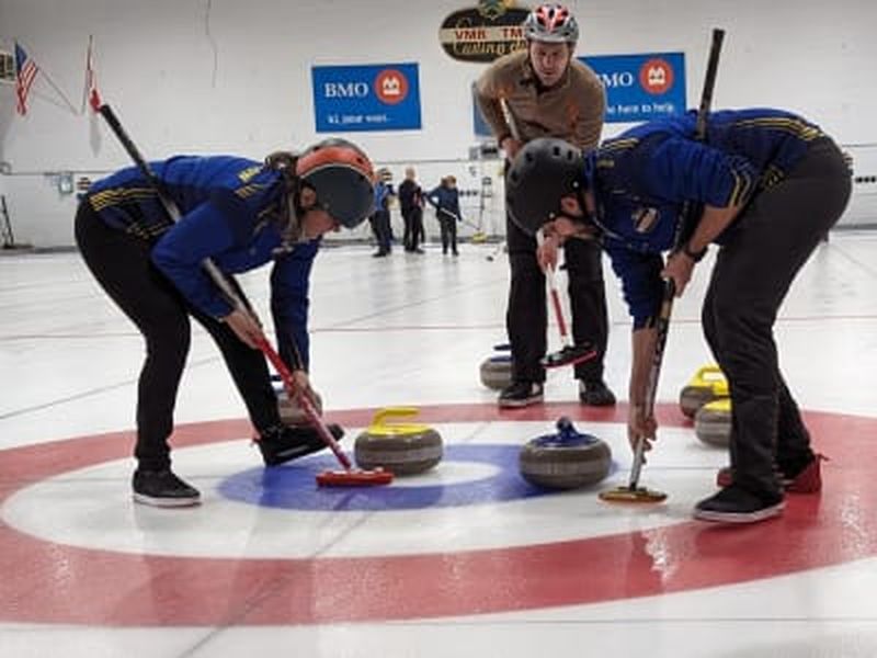 Billet Découverte du curling à Montréal, Mont-Royal