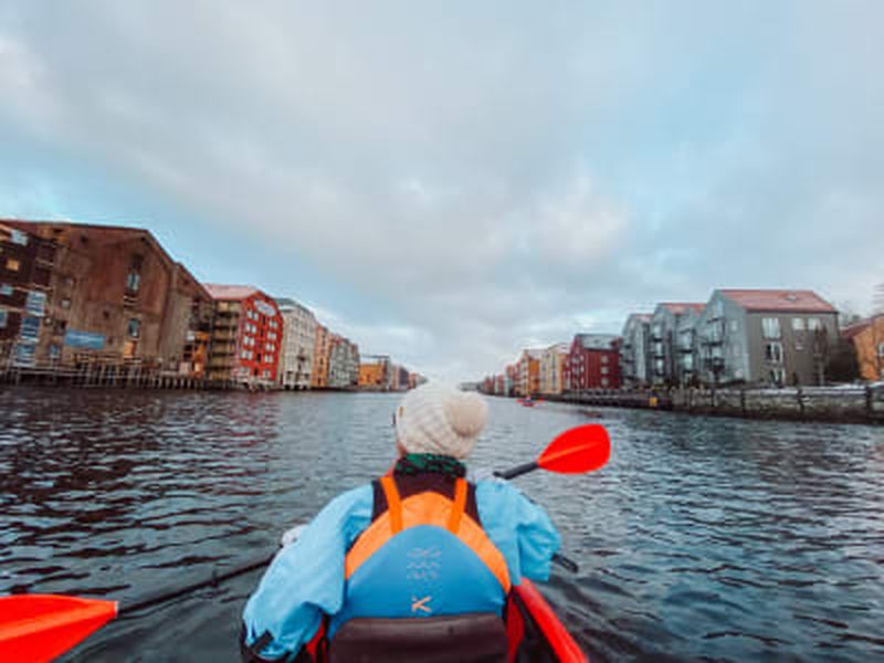 Billet Excursion hivernale guidée en kayak à Trondheim