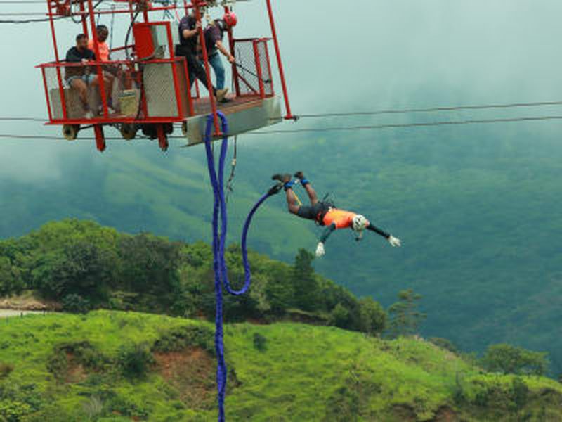 Billet Le plus haut saut à l'élastique du Costa Rica (143 mètres) à Monteverde