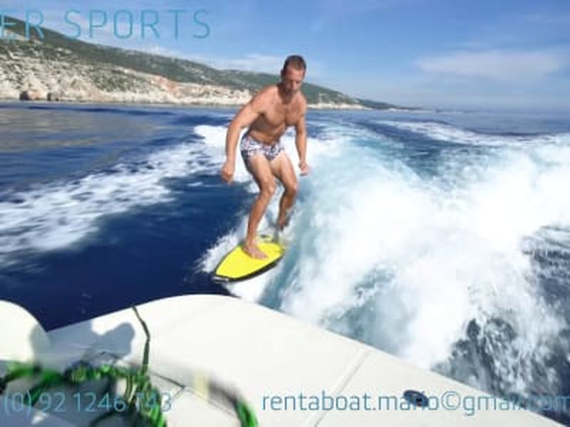 Billet Séances de wakeboard sur la plage de Hula-hula à Hvar