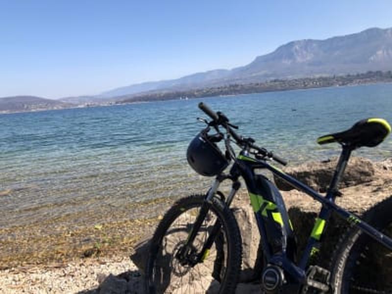 Billet Balade en vélo électrique avec dégustation autour du Lac du Bourget