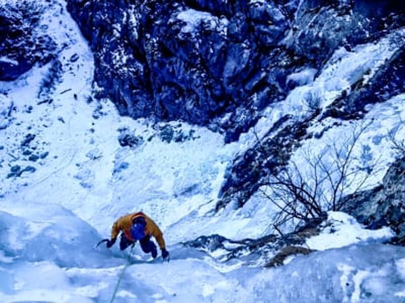 Billet Initiation à l'escalade sur glace à Andalo, dans les Dolomites de Brenta