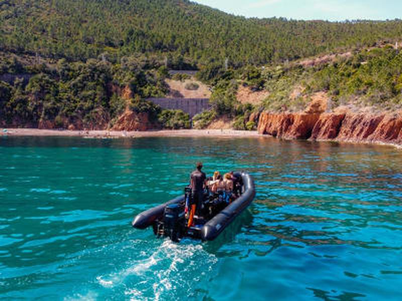 Billet Excursion en bateau dans les calanques de l'Estérel, Cannes