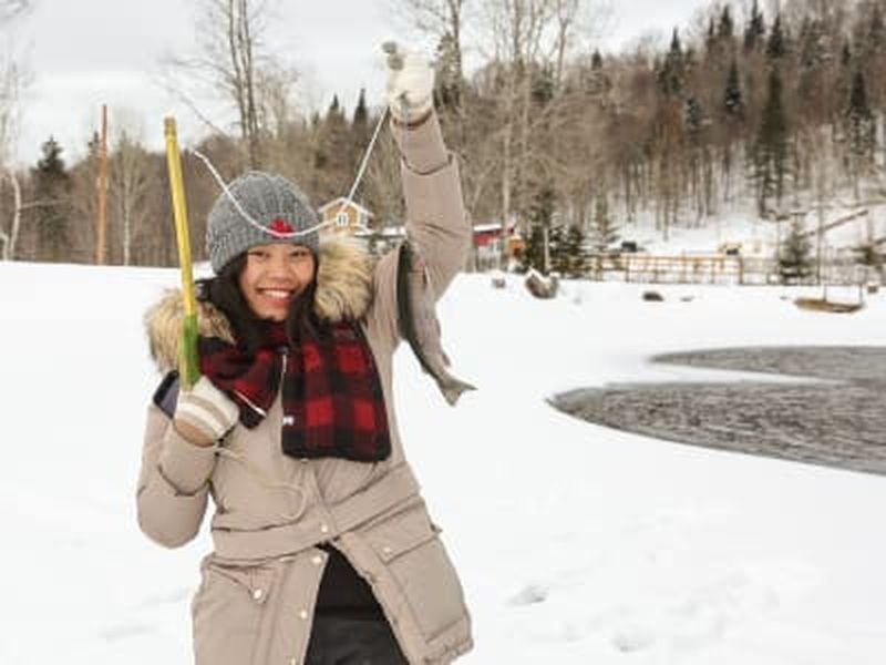 Billet Pêche sur glace au parc national de la Jacques-Cartier, Québec