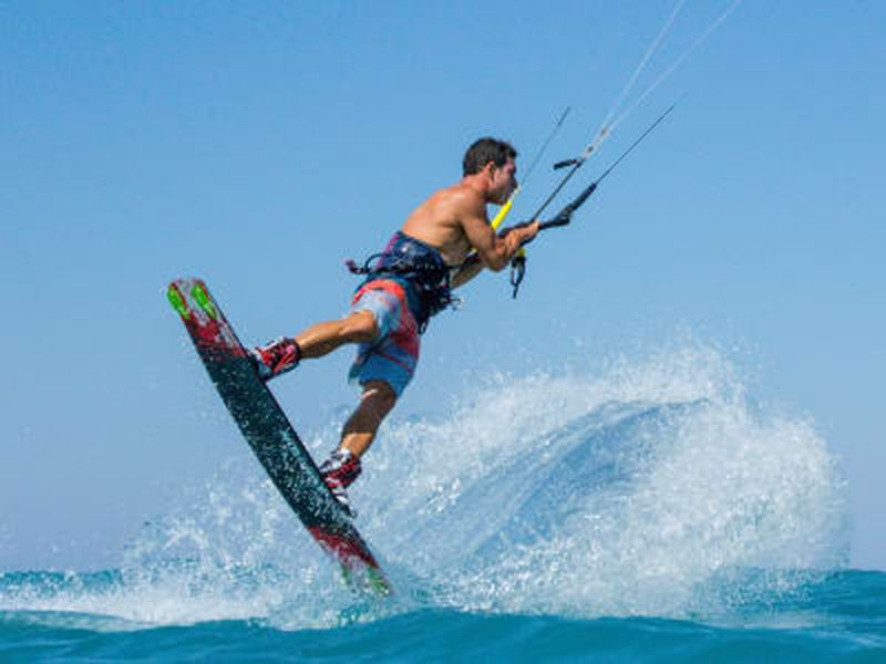 Billet Cours de kitesurf sur la plage de Theologos à Rhodes