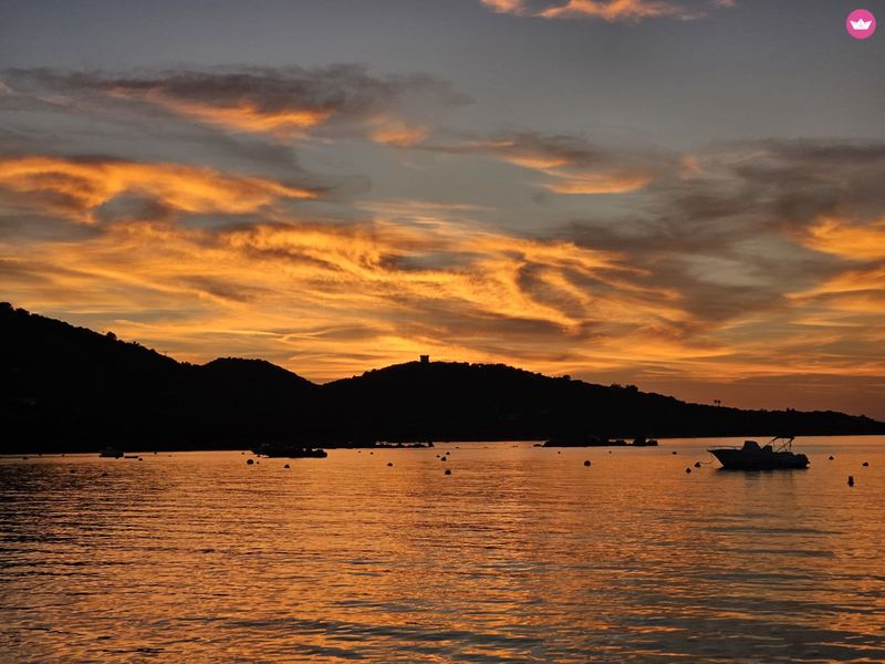 Billet Couché de soleil en Catamaran et son apéritif local Corse