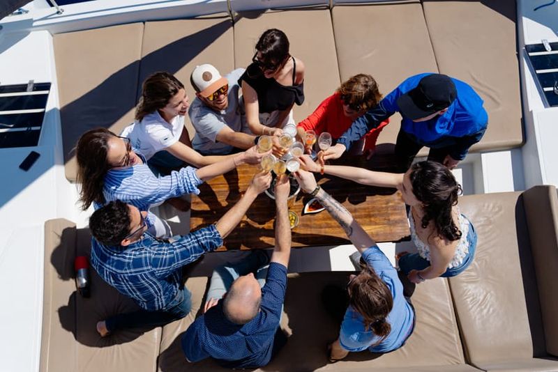 Billet Tour en catamaran de 8 heures