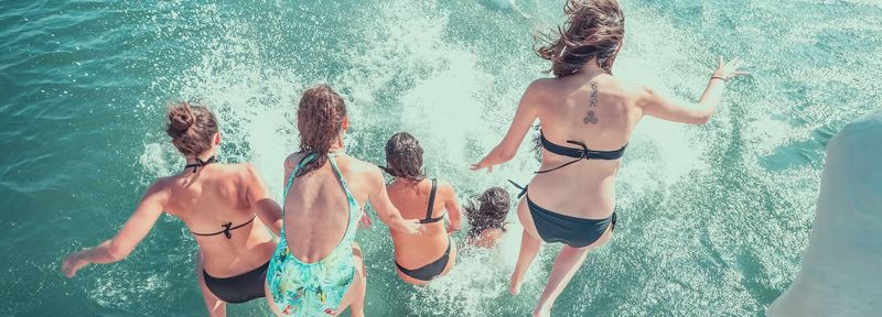 Billet Journée complète : Aventure en catamaran d'une journée à Cascais – naviguez, détendez-vous et nagez