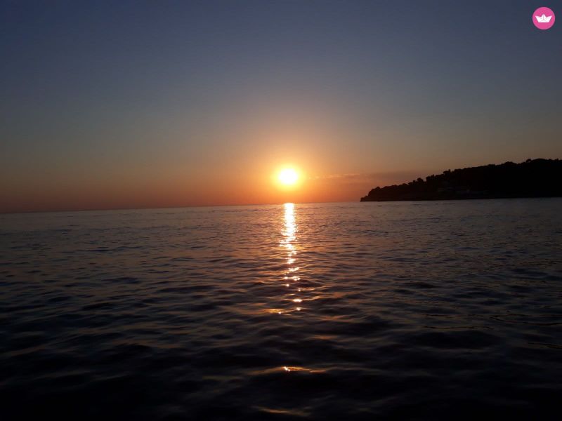 Billet L'heure dorée en mer : une croisière parfaite au coucher du soleil