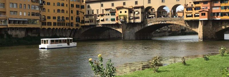 Billet Balade en bateau électrique + Déjeuner toscan