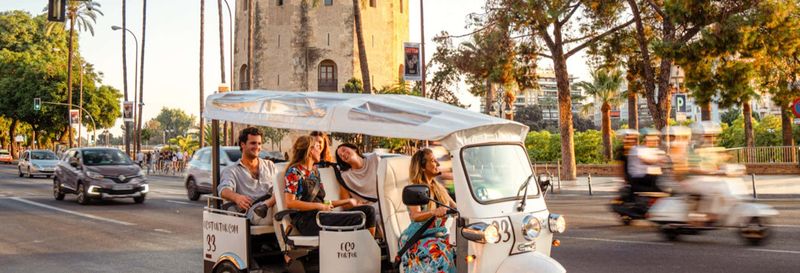 Billet Visite privée dans Séville en tuk-tuk