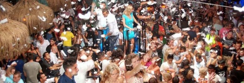 Billet Tournée des bars dans Alanya + Fête sur un bateau