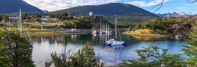 Billet Croisière entre Ushuaïa et Puerto Williams par le canal Beagle
