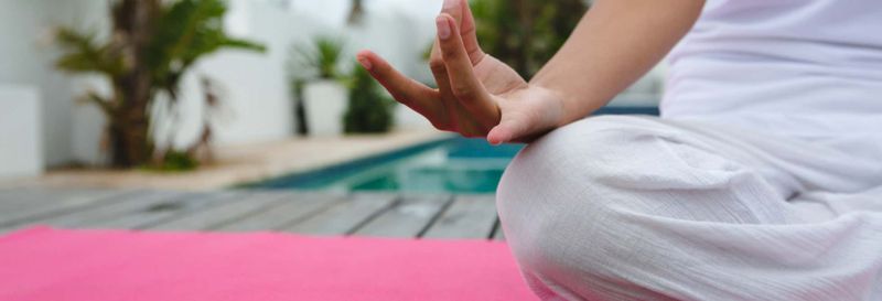 Billet Yoga au Namaste Beach Club à Tierra Bomba