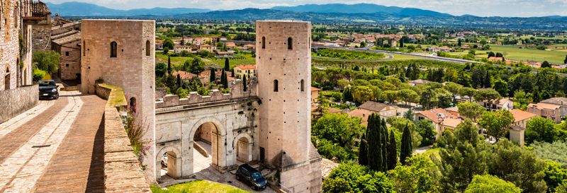 Billet Excursion à Spello en tuk tuk + Billet pour la Villa des Mosaïques