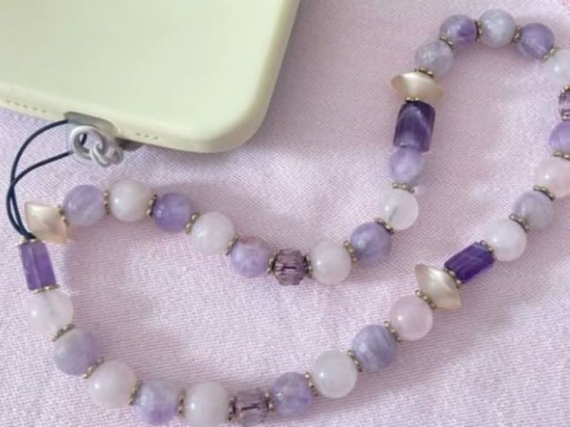 Billet Atelier bijou de téléphone en minéraux à Nancy (54)