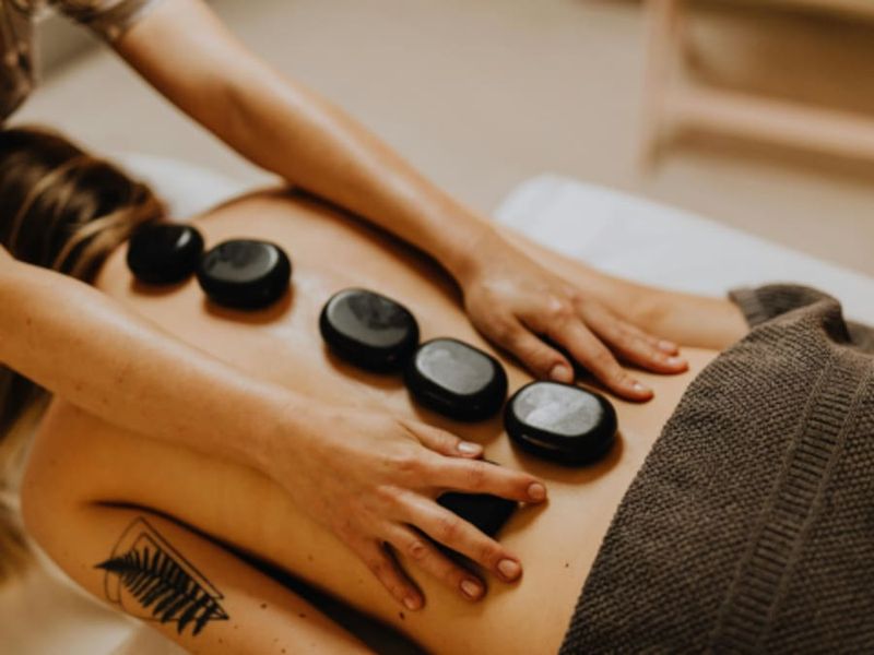 Billet Massage aux pierres chaudes à Bordeaux (33)