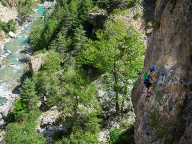 Billet Via Ferrata encadrée dans les Gorges de la Durance (05)