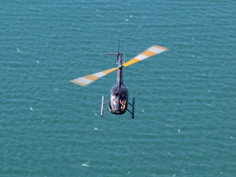 Billet Vol en hélicoptère au-dessus de Saint-Pierre-la-Mer (11)