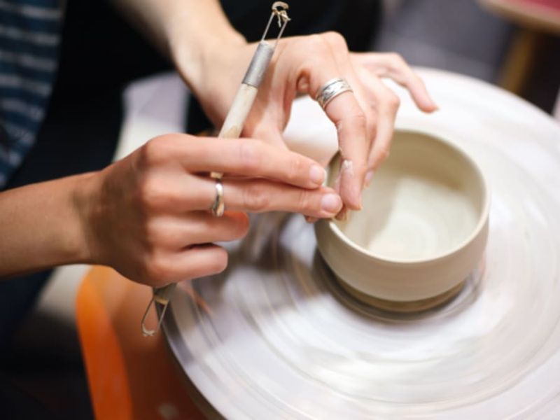 Billet Atelier tournage en céramique à Paris 16ème
