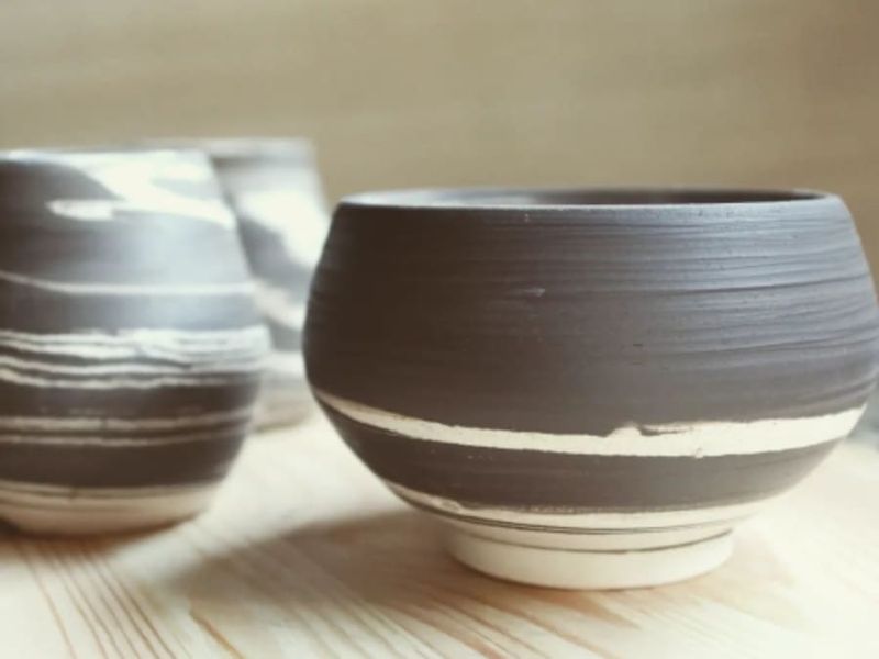 Billet Atelier vase en céramique terre mélée à Salavre (01)