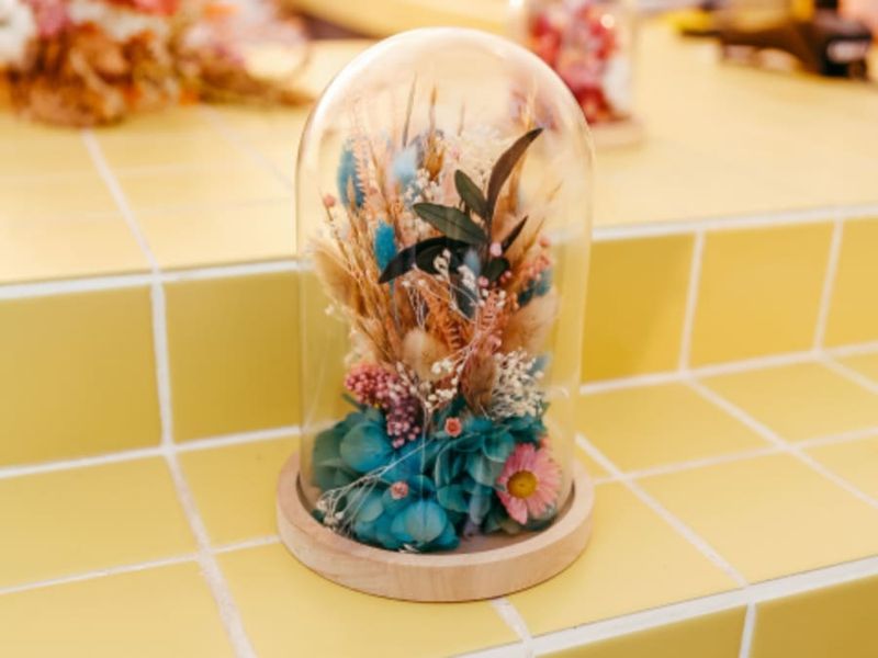 Billet Atelier composition florale sous cloche à domicile à Nantes