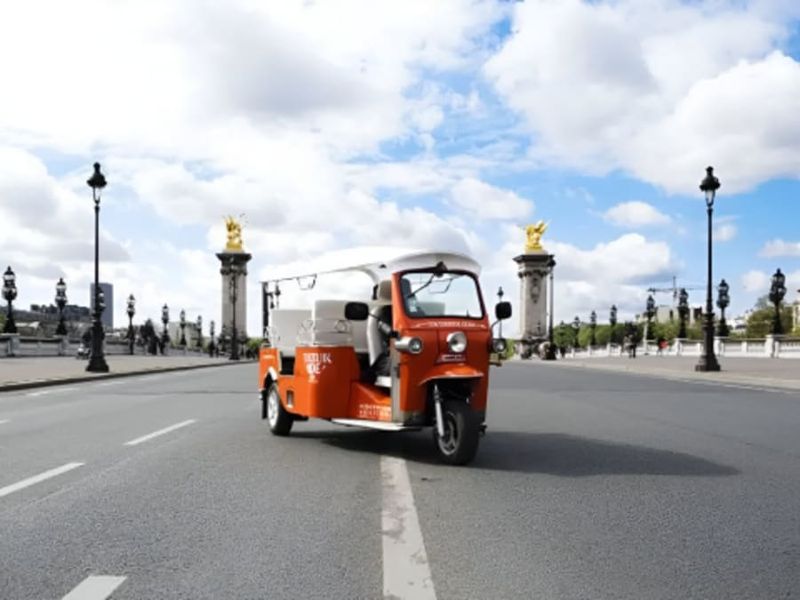 Billet Visite "Le grand tour de Paris" en TukTuk électrique