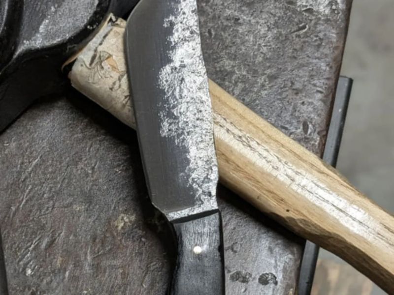 Billet Atelier création de couteau droit ou kiridashi à Vaugneray (69)