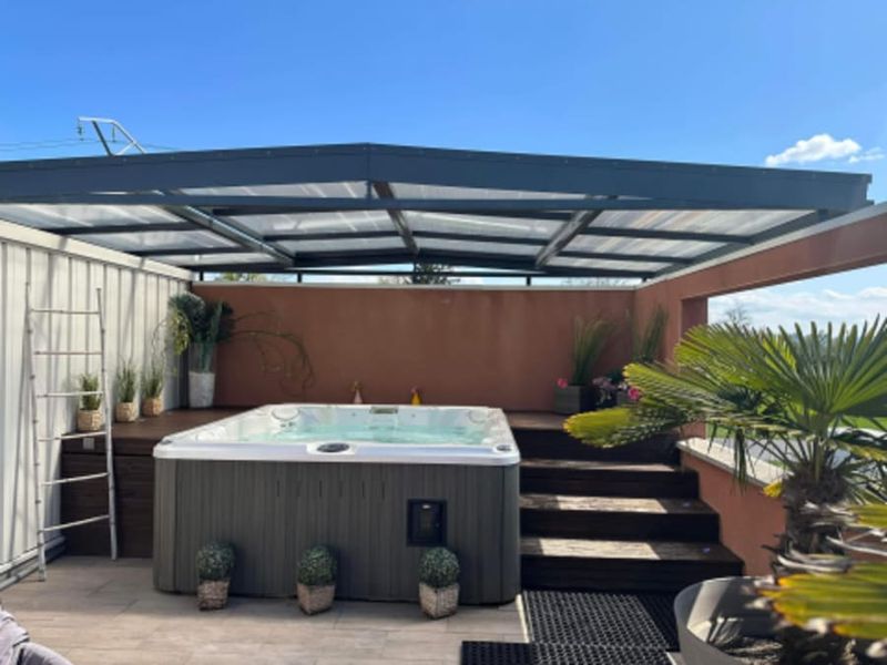 Billet SPA, Jacuzzi & Hammam privatif à Lezoux (63)