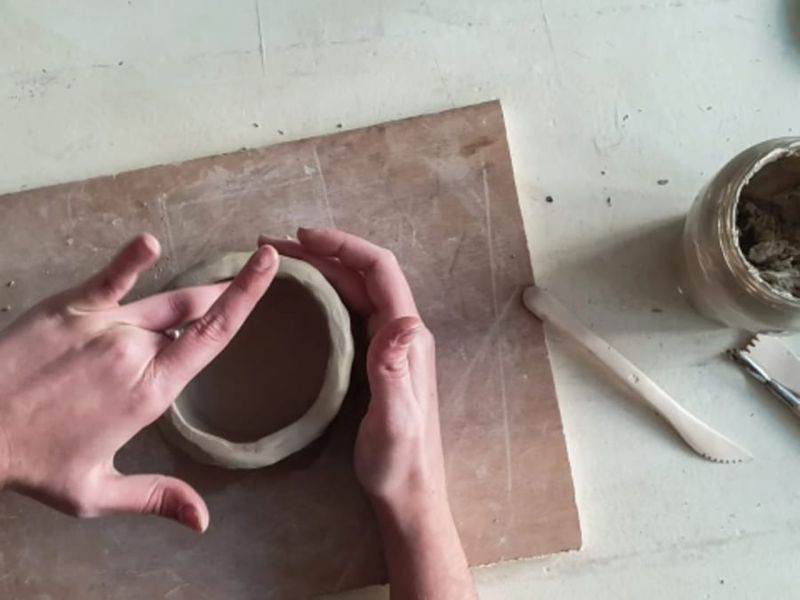 Billet Atelier tournage en poterie à Paris 19ème