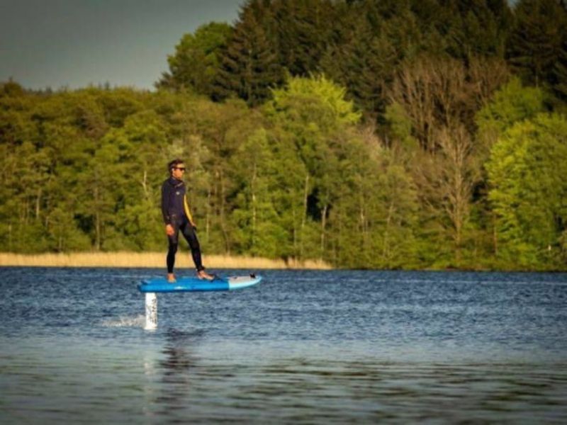 Billet Location de E-Foil sur le Lac des Settons (58)
