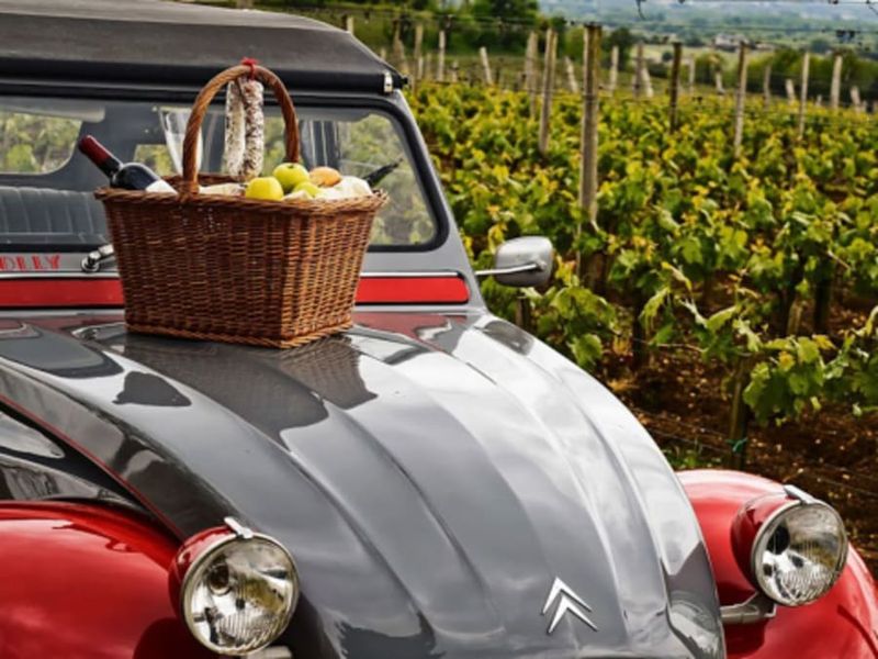 Billet Visite privée du vignoble de Saint-Emilion en 2CV